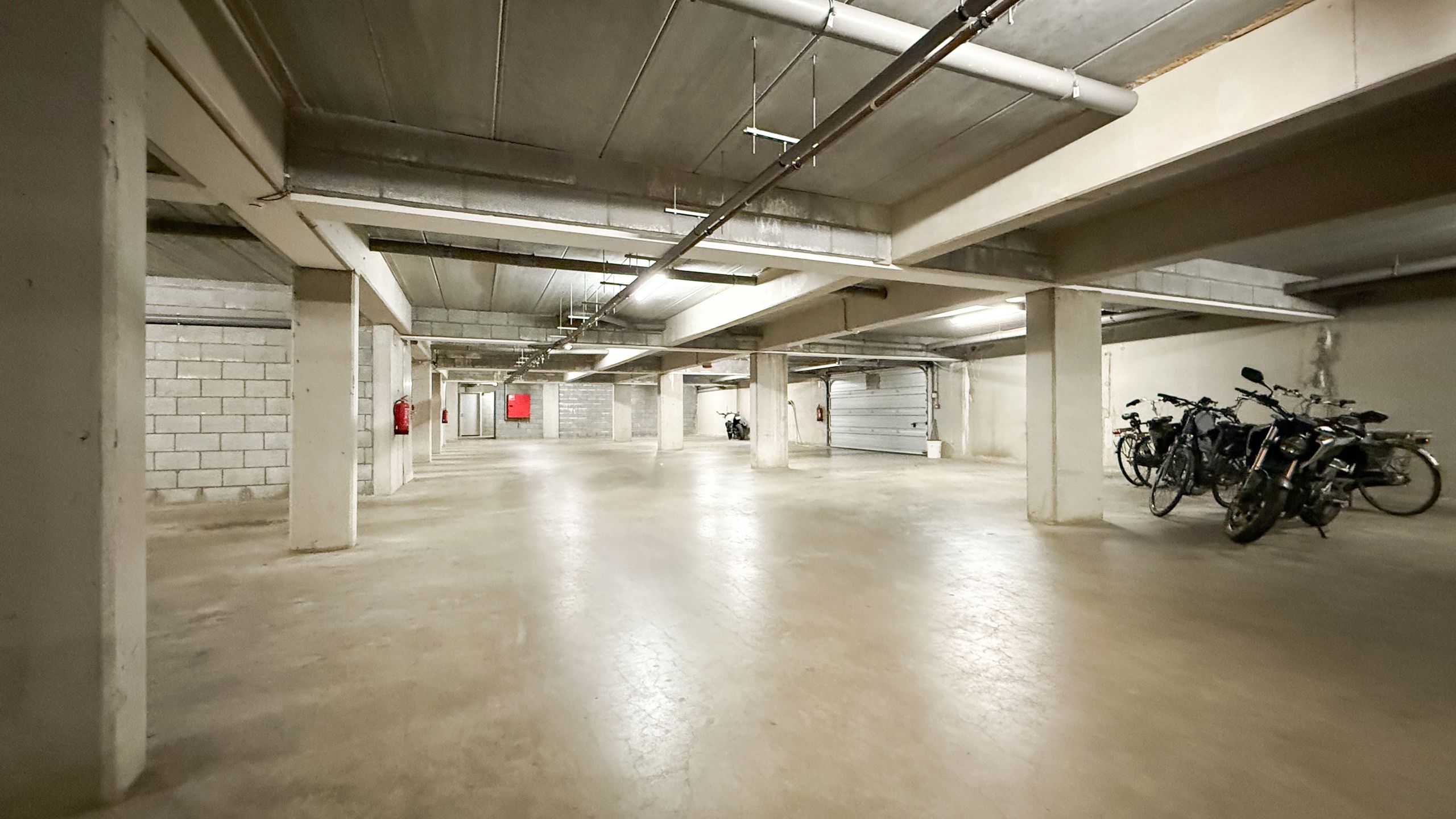 Ruim appartement van 105m² met terras en parking en EPC B! foto 29