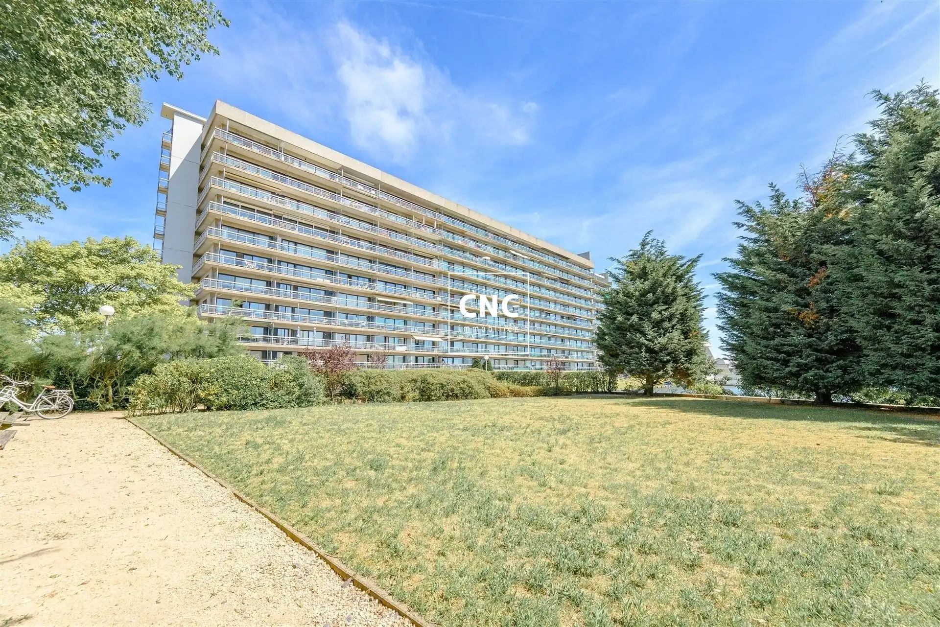 Studio met prachtig open zicht op het meer in Duinbergen foto 21