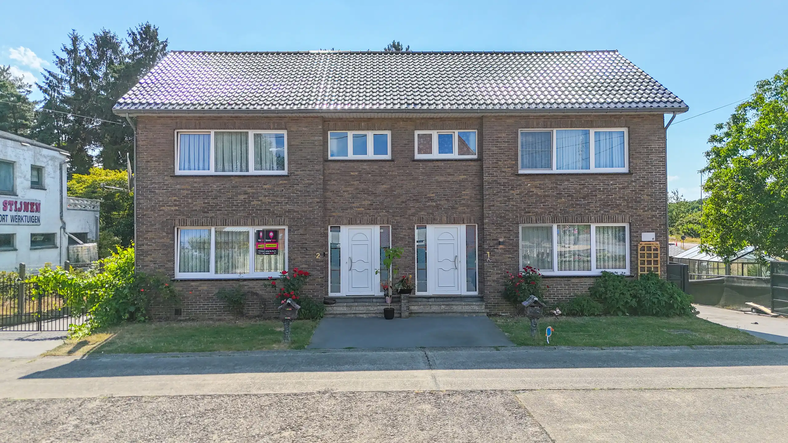 Instapklare woning met 3slpks, kelder en mooie tuin in Ham! foto 25