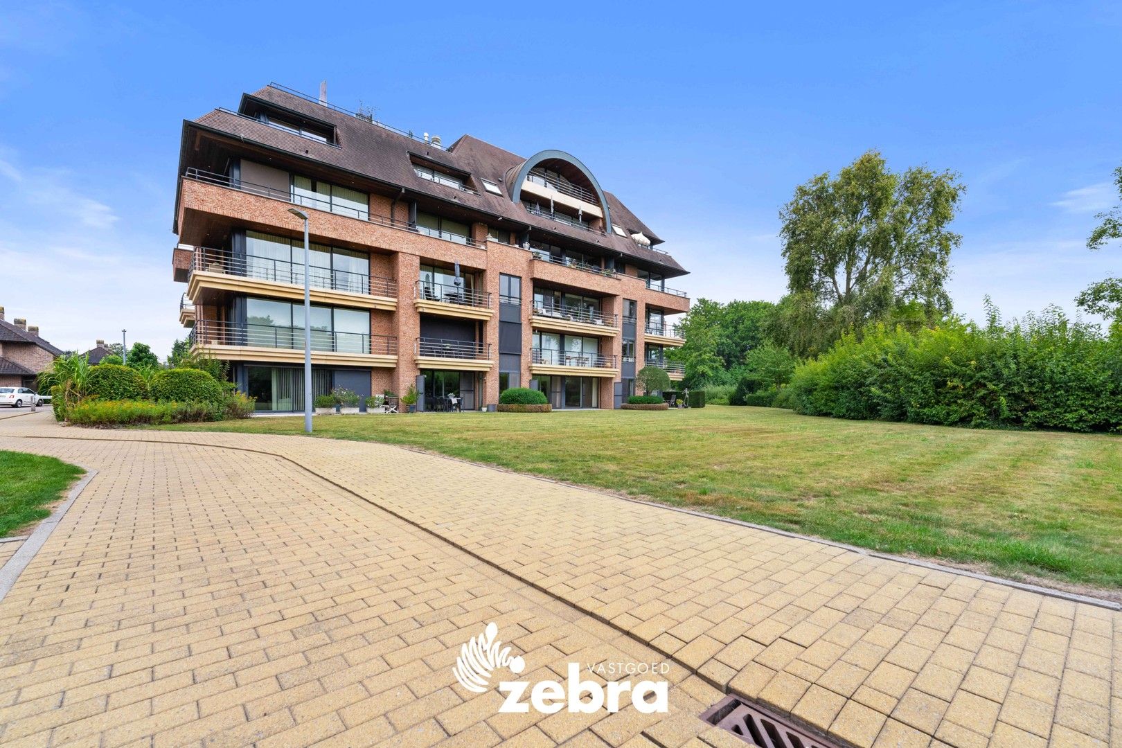 Gelijkvloers 1-slaapkamer appartement met groen zicht te Roeselare! foto 17