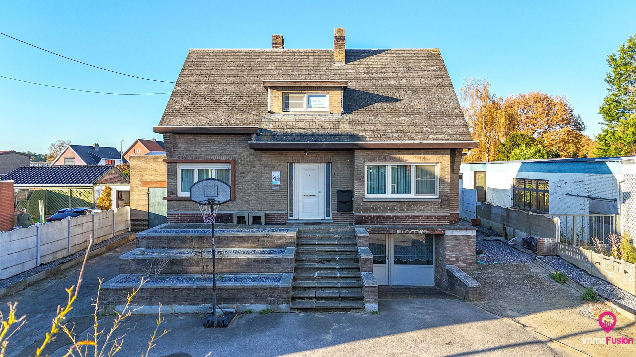 Uniek woon-werkpand met vergunde loods van 110m² en 5 slpks! foto 41