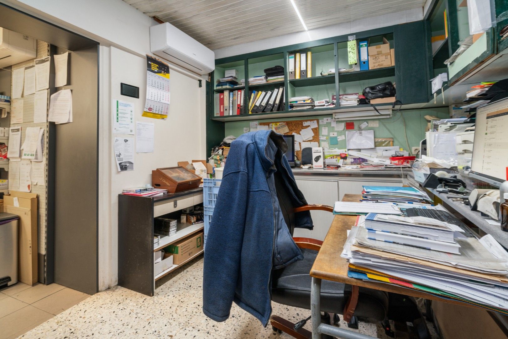 Woning met handelspand te koop in Sleidinge foto 23