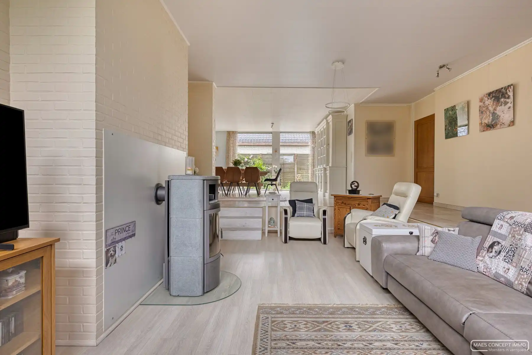 Rustig gelegen bungalow op 900m2 te koop in Anzegem foto 4
