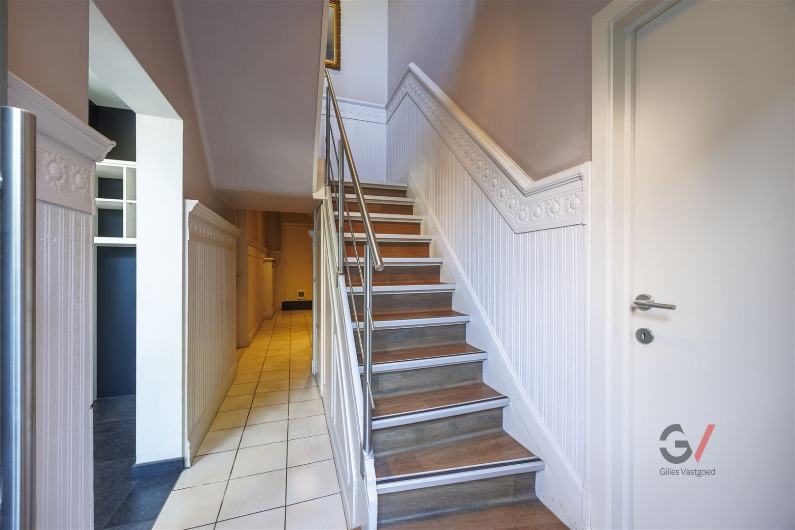 Te koop: Ruime woning in Meerbeek foto 7