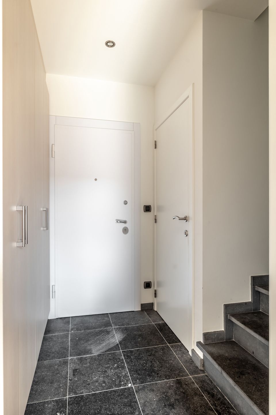 Ruim duplex-penthouse met 4 slpk, 2 (dak) terrassen en vrij uitzicht te Hoogstraten! foto 5