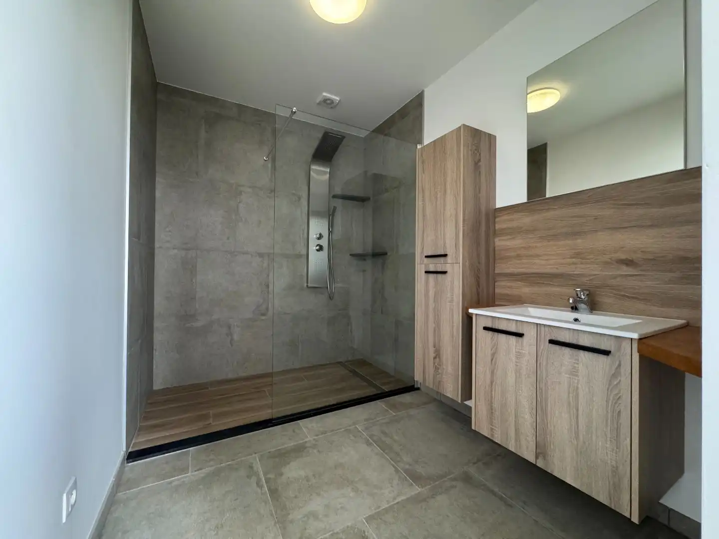 een GLVL. - appartement met garage foto 10