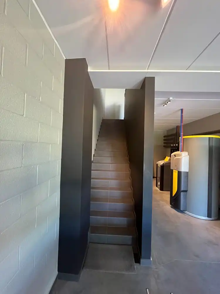 KMO-unit met kantoor foto 5