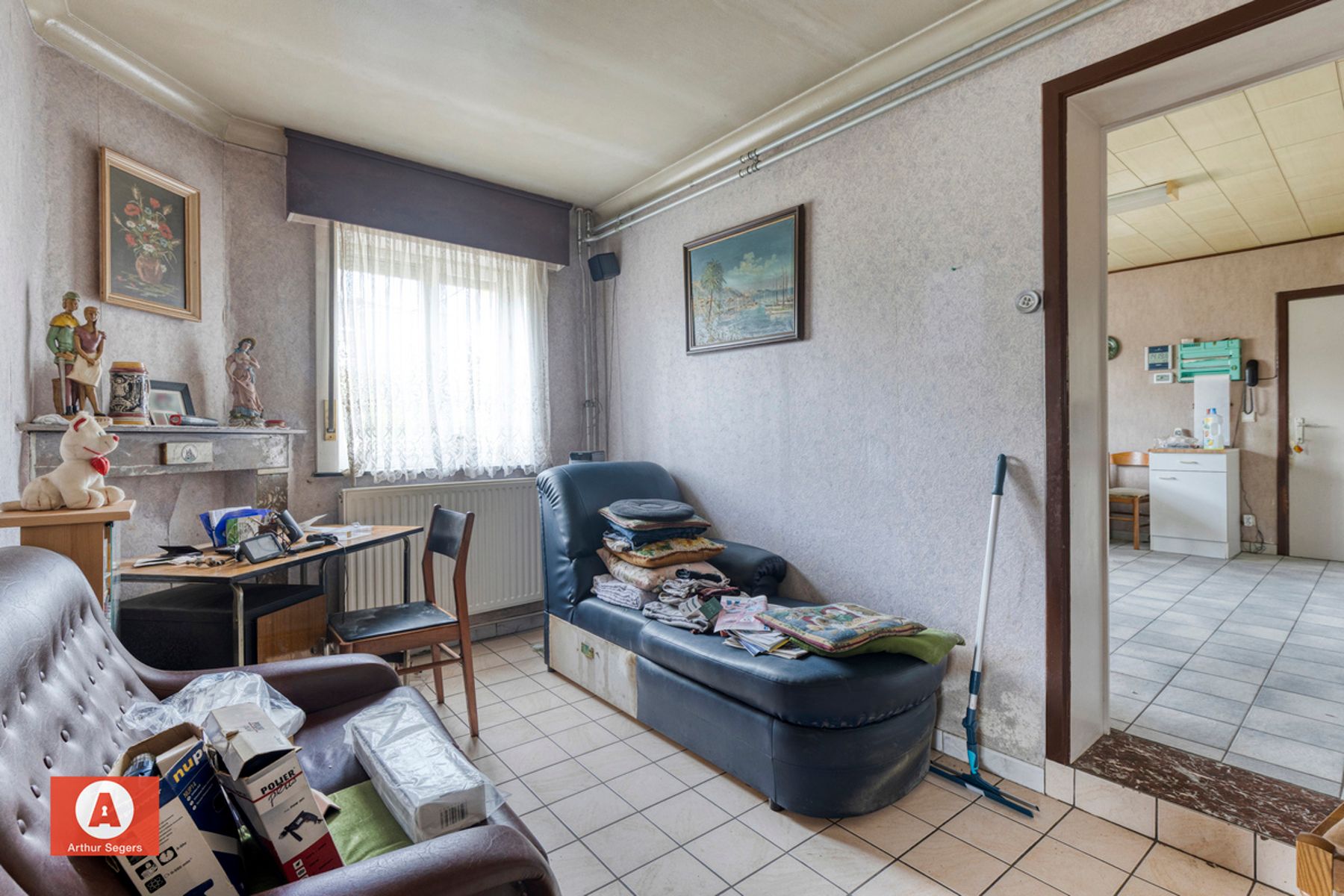 Te renoveren half-open bebouwing op gunstige ligging foto 7