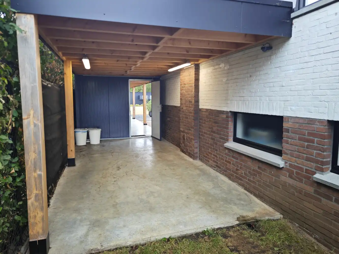 Grotendeels gerenoveerde woning op 16a78ca foto 52
