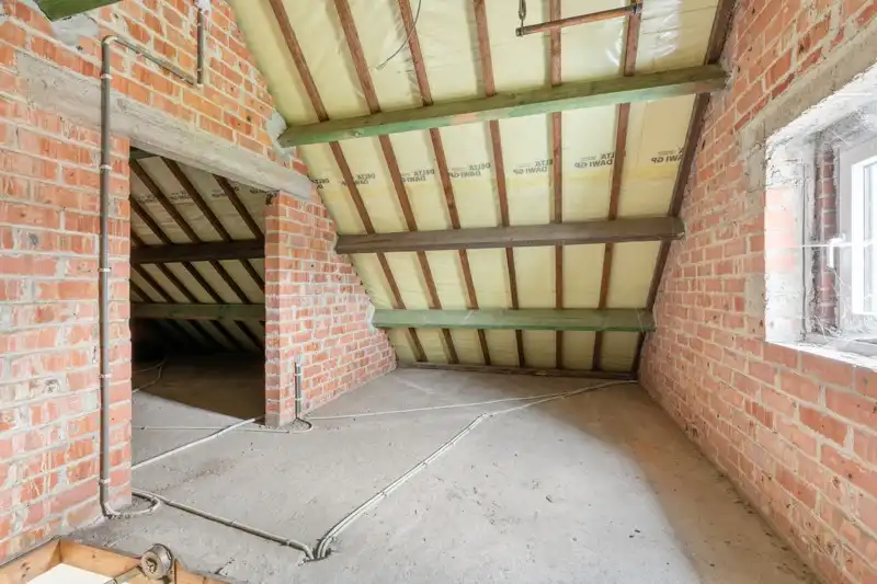 Totaal gerenoveerde woning op een perceel van 11are foto 31