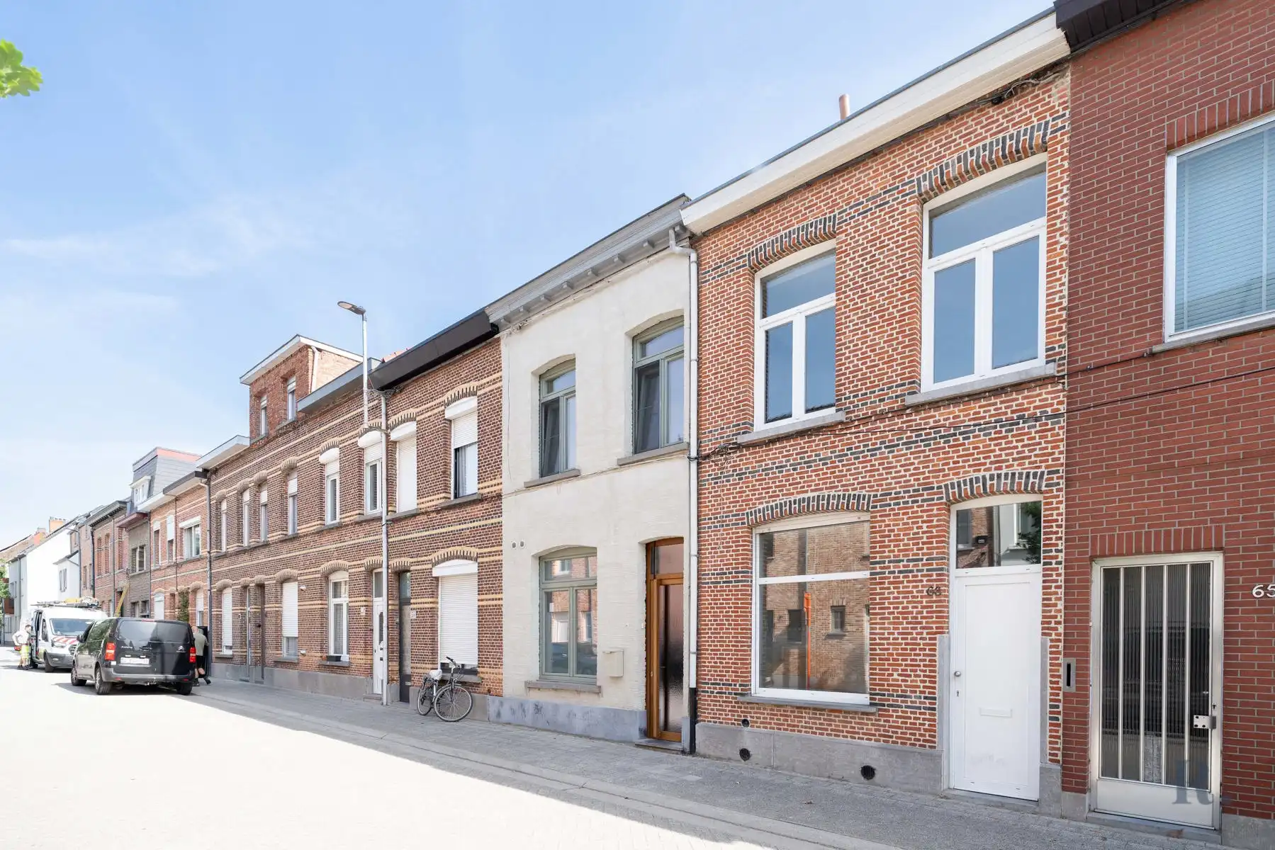 Instapklare stadswoning op toplocatie! foto 2