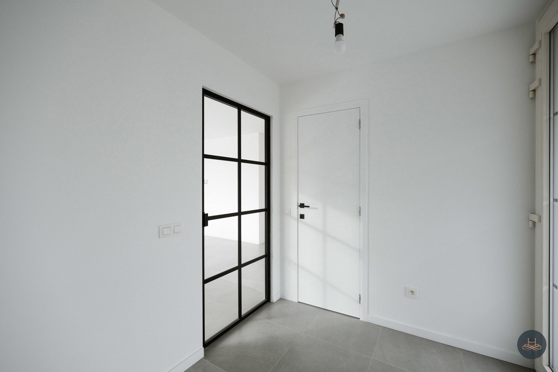 Vernieuwbouwvilla met praktijkruimte in rustige buurt foto 3