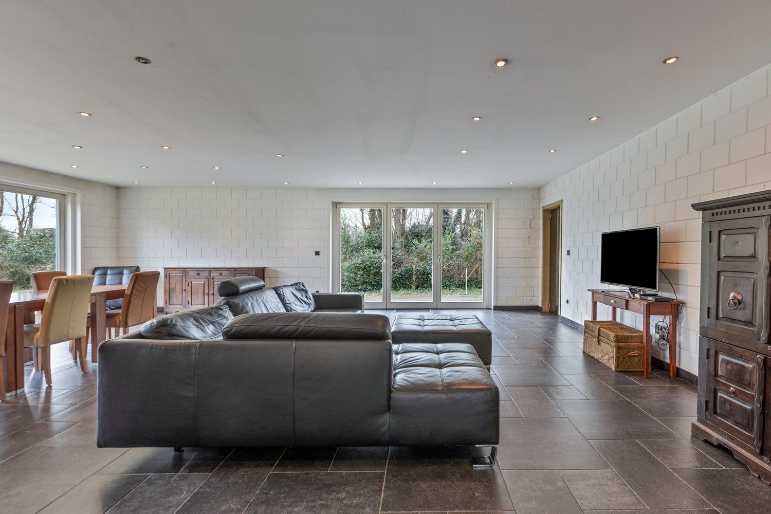 Grotendeels gerenoveerde woning met 5 slaapkamers! foto 11