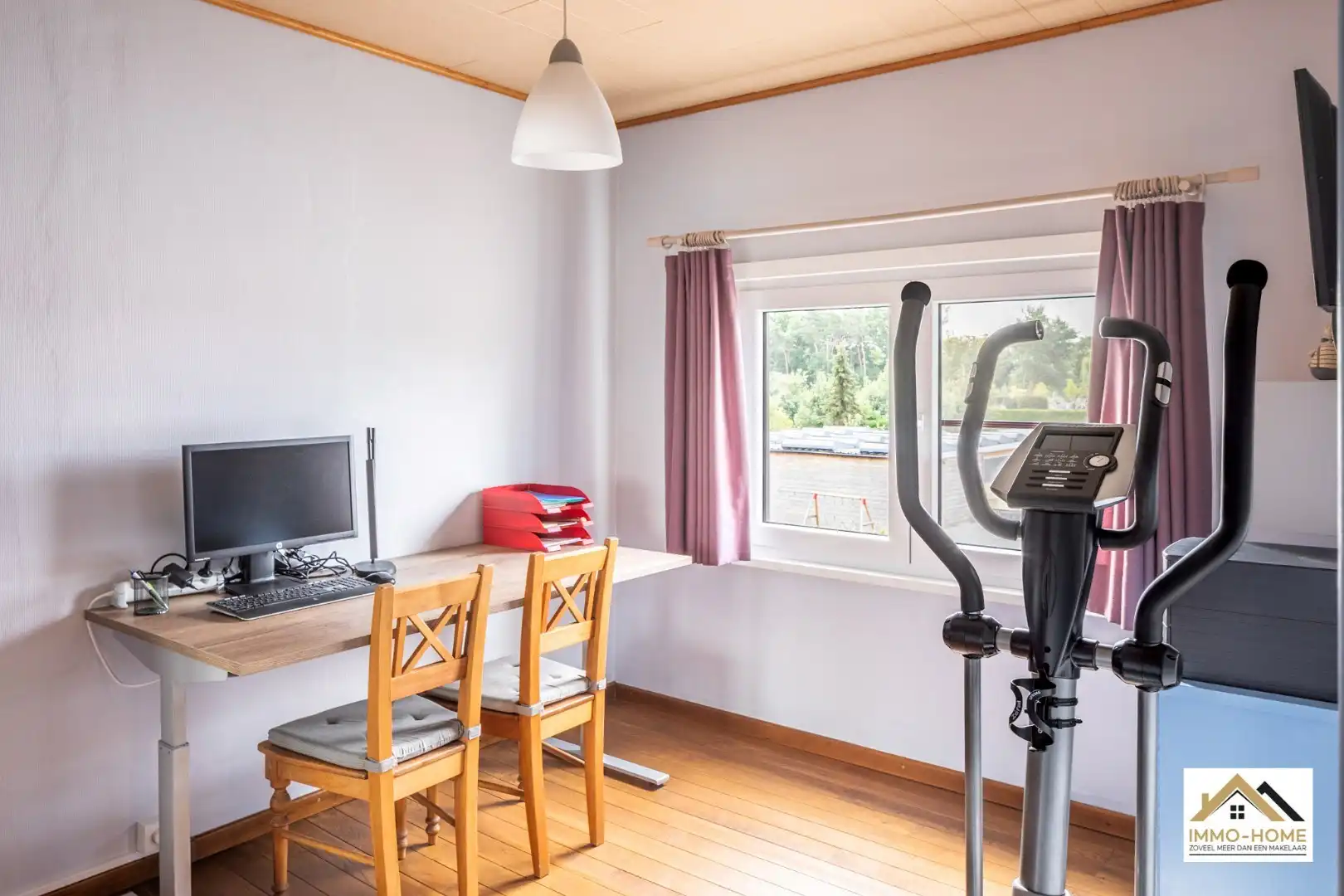 Halfopen bebouwing nabij centrum Wachtebeke foto 20