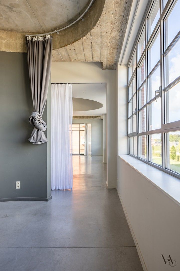 Prachtige loft nabij station Herent foto 6