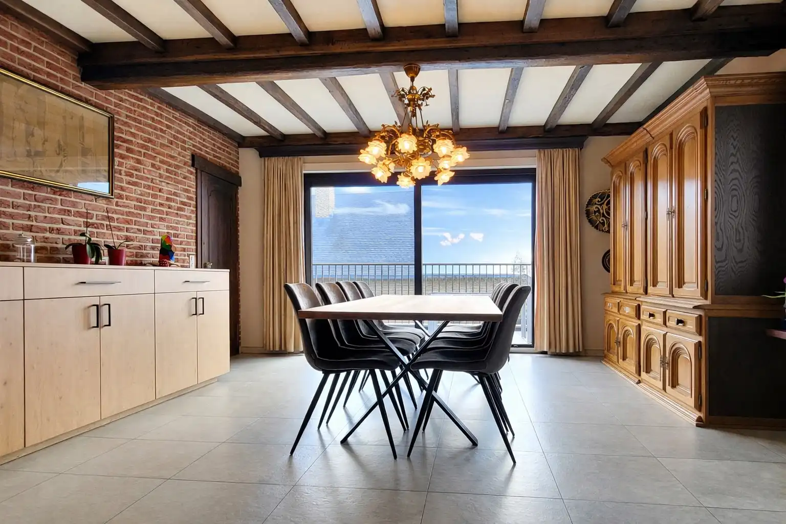 Dit uitzonderlijk ruim en energiezuinig landhuis op 4.149 m² combineert comfort, volume en een instapklare afwerking met tal van mogelijkheden. Topper! foto 13