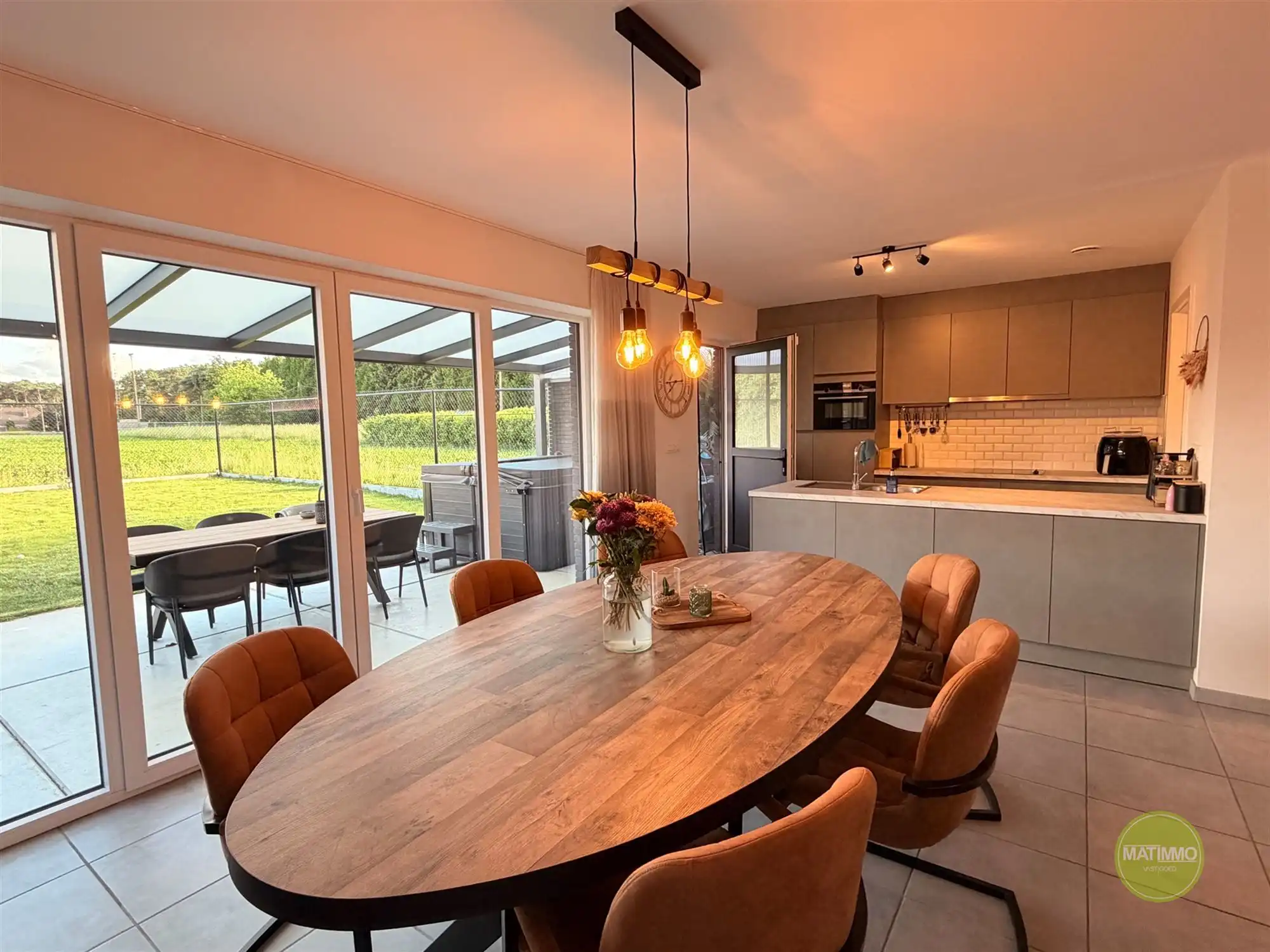 Moderne gezinswoning met 3 à 4 slaapkamers en tuin in Balen foto 9