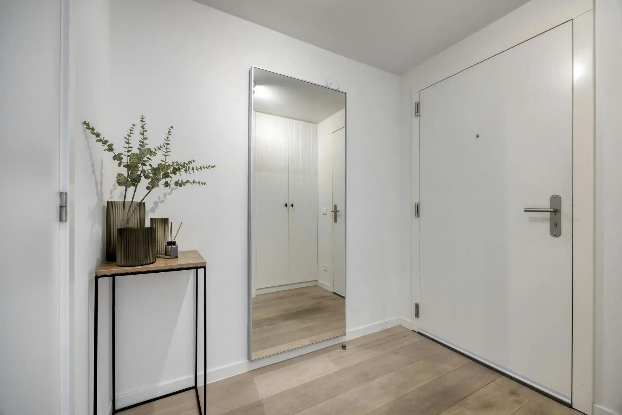 Te koop: lichtrijk 2slpk appt vlakbij Place Poelaert foto 12