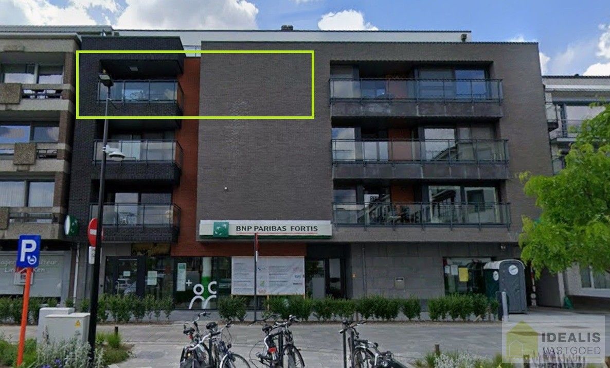Ruim instapklaar appartement met 2 slaapkamers in hartje Neerpelt foto 2