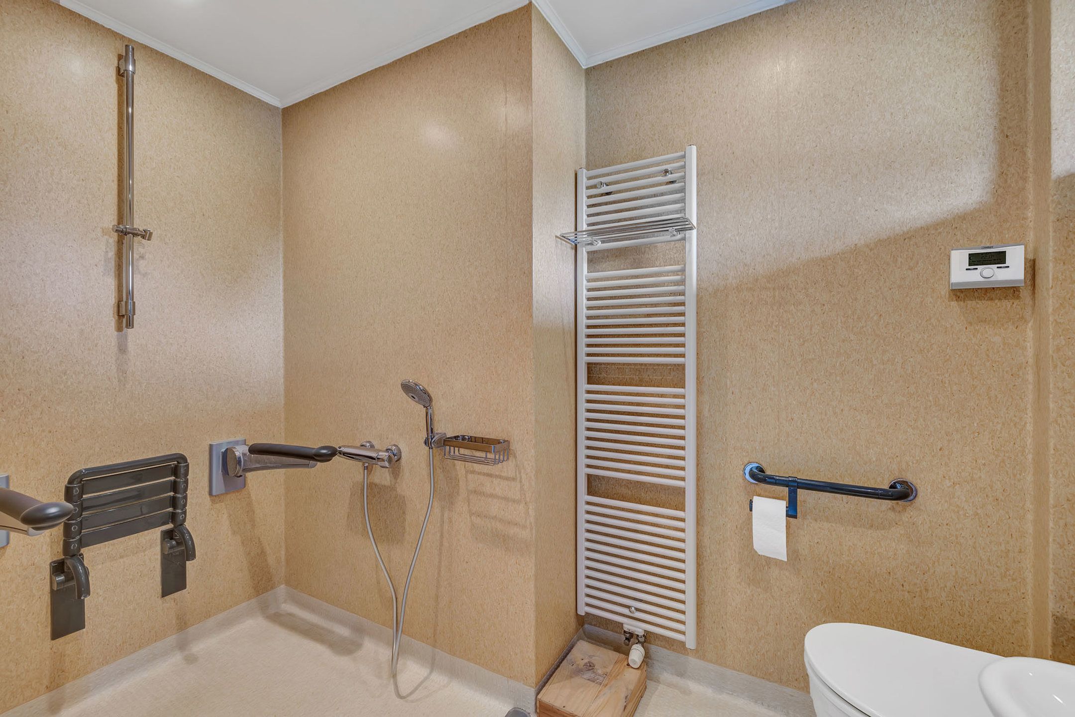 Instapklare woning op unieke locatie foto 13