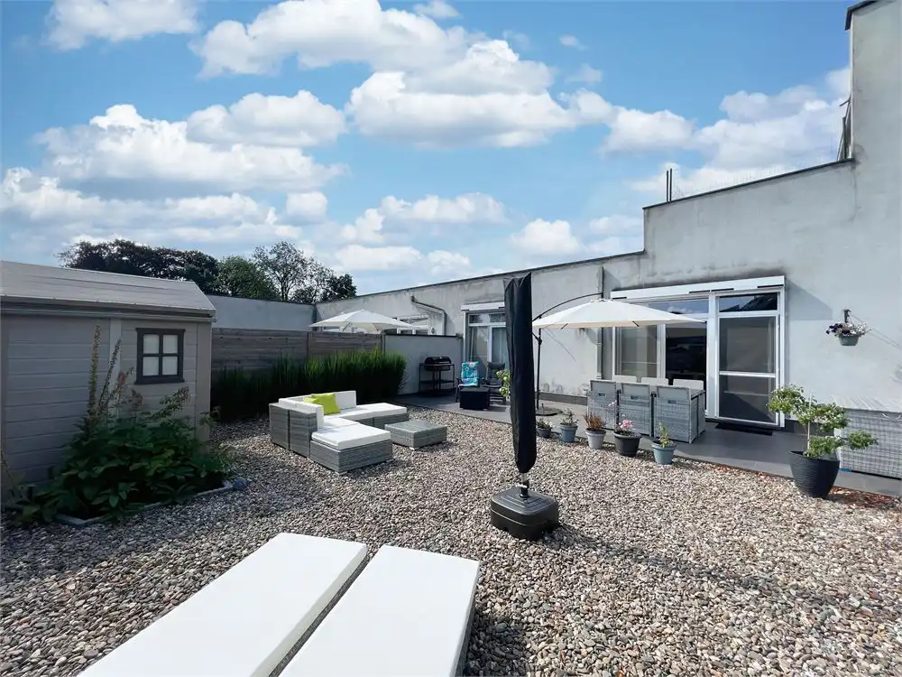 Prachtige woongelegenheid (2 slpks) + groot terras/tuin foto 10