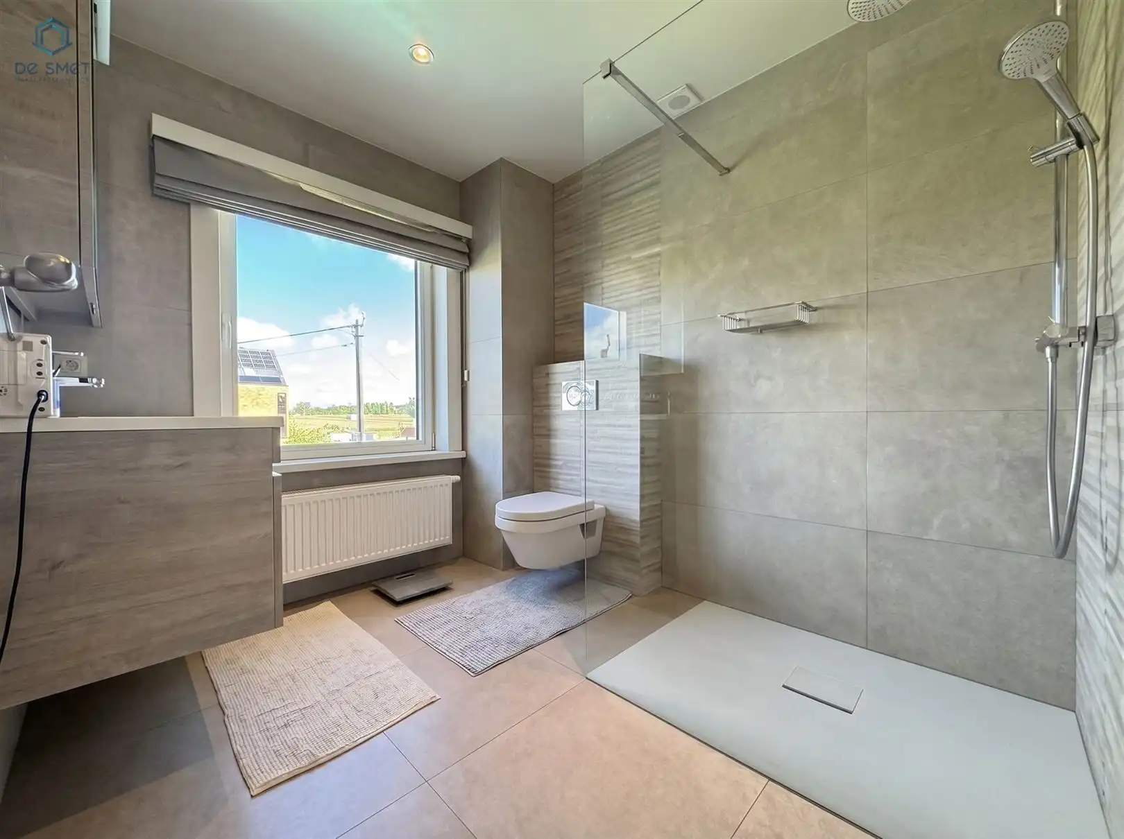 Instapklare woning met garage en tuin foto 15