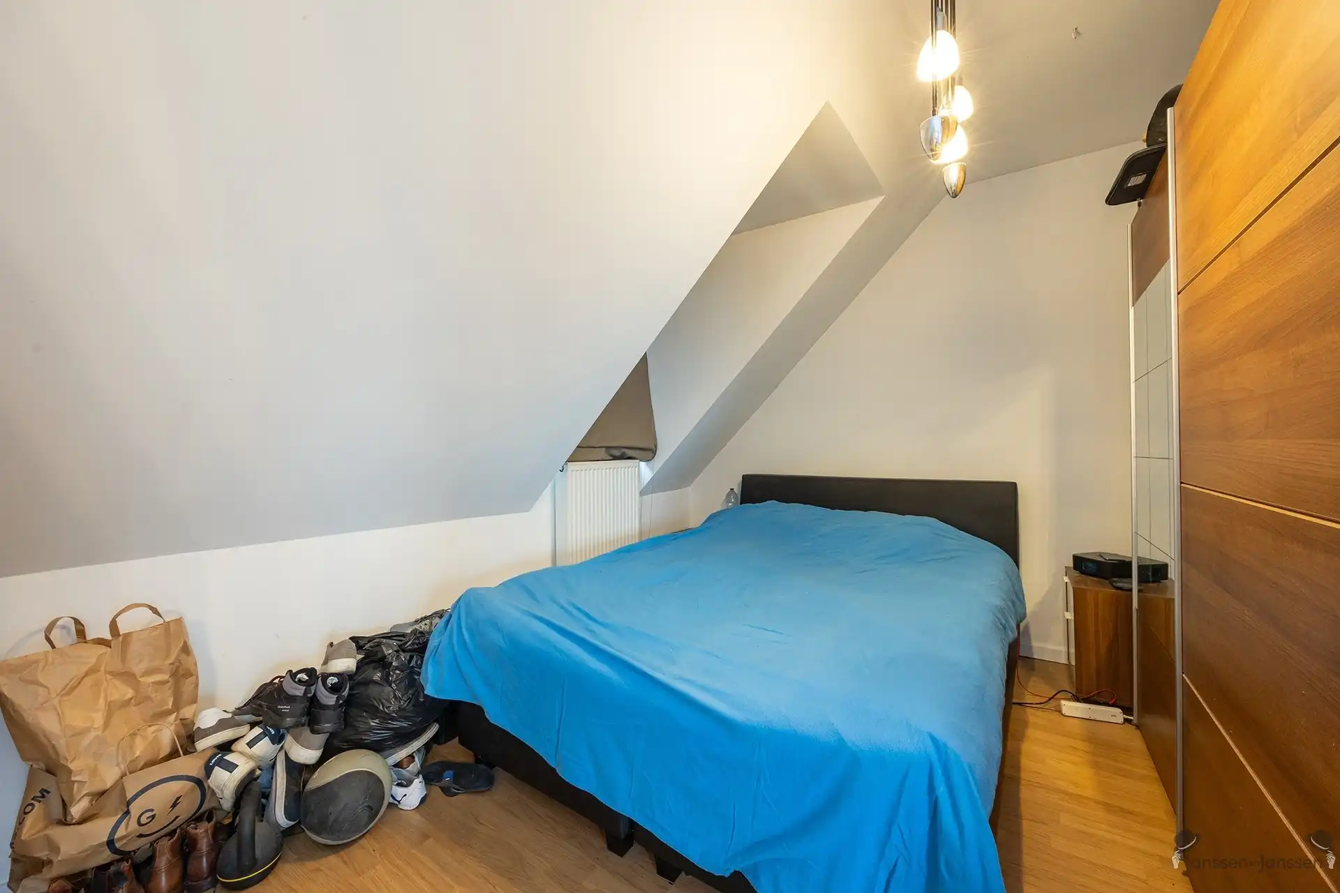 Appartement met uitzonderlijk ruim terras (36 m²) en garagebox te Hoevenen foto 8