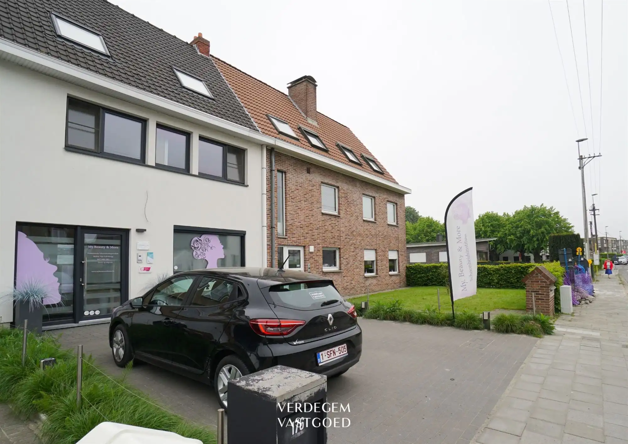 Instapklaar duplexappartement met karaktervolle leefruimte en 2 slaapkamers foto 14