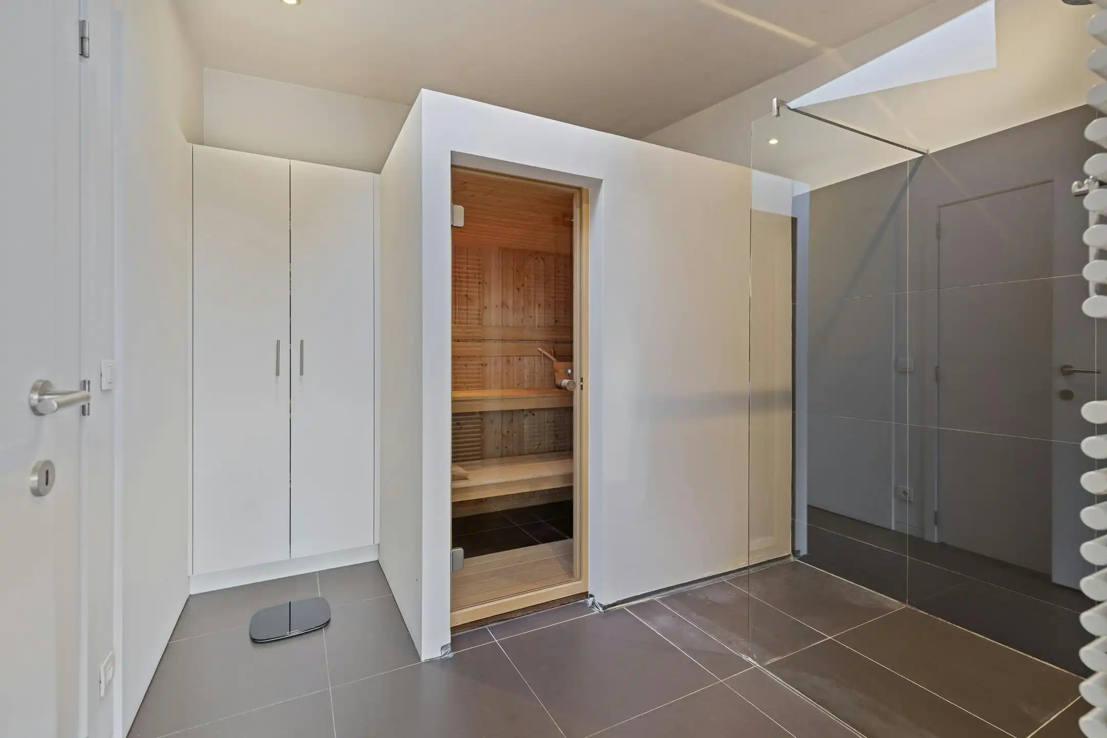 Exclusieve woonst te koop op rustige ligging in Sint-Michiels foto 17