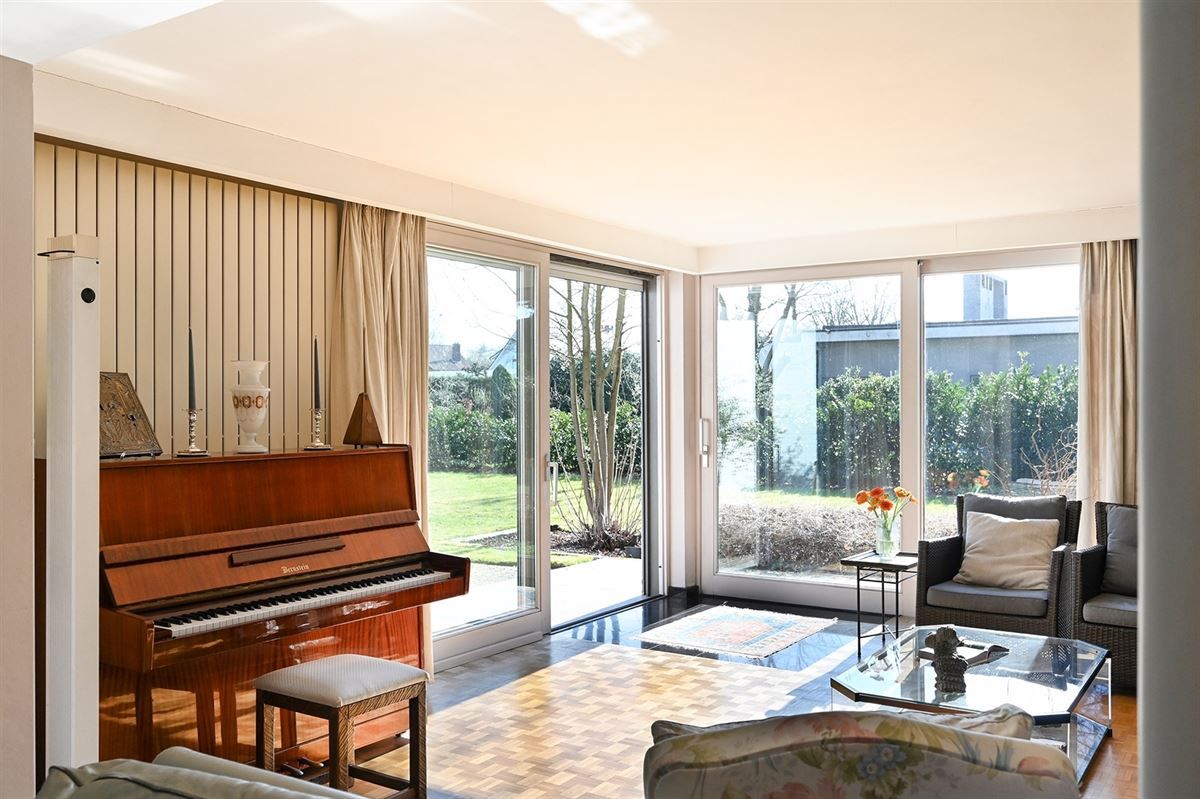 Mooie villa met veel potentieel in de populaire wijk "De Sterre"

 foto 13