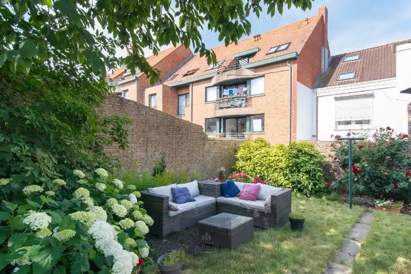 Stadswoning met zonnige tuin in het centrum van Nieuwpoort-Stad foto 4