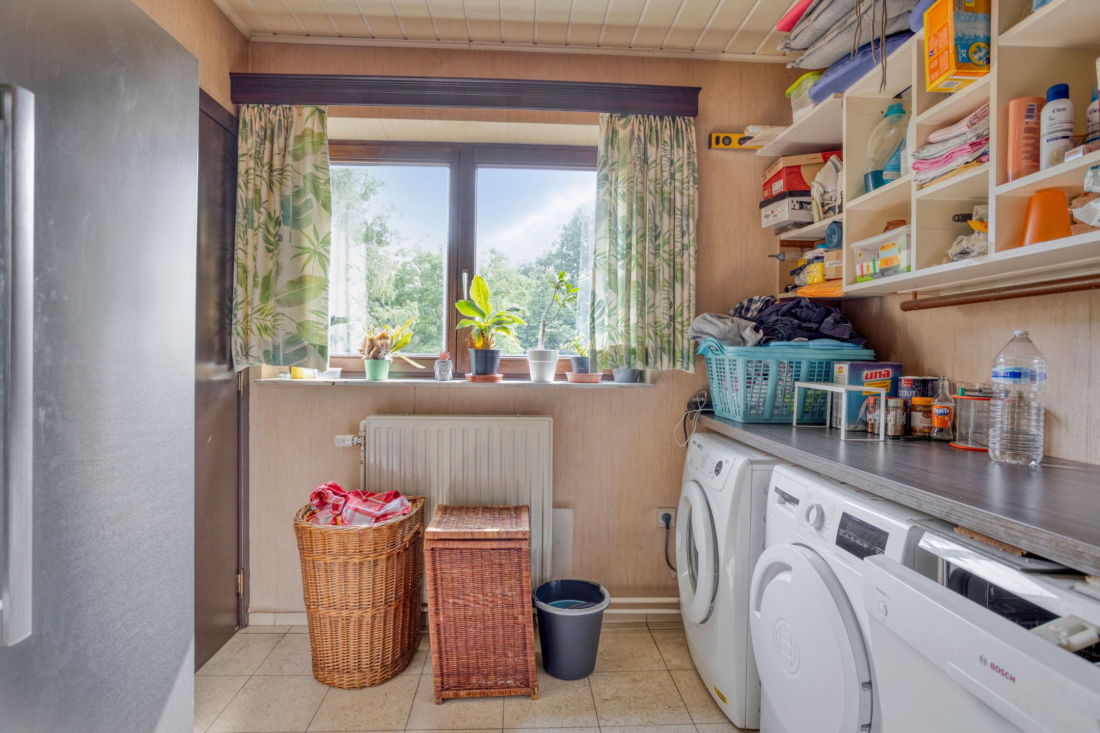 Te renoveren woning op ruim perceel foto 8