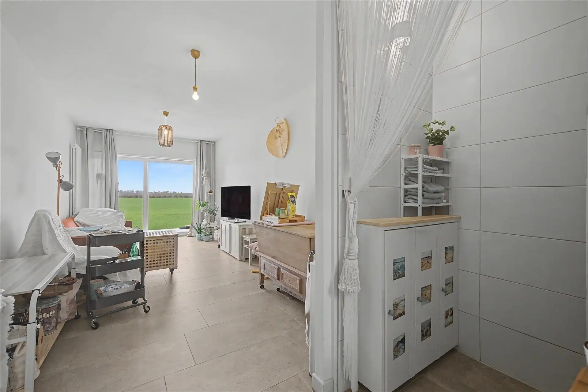 Charmante starterswoning met prachtig uitzicht foto 5