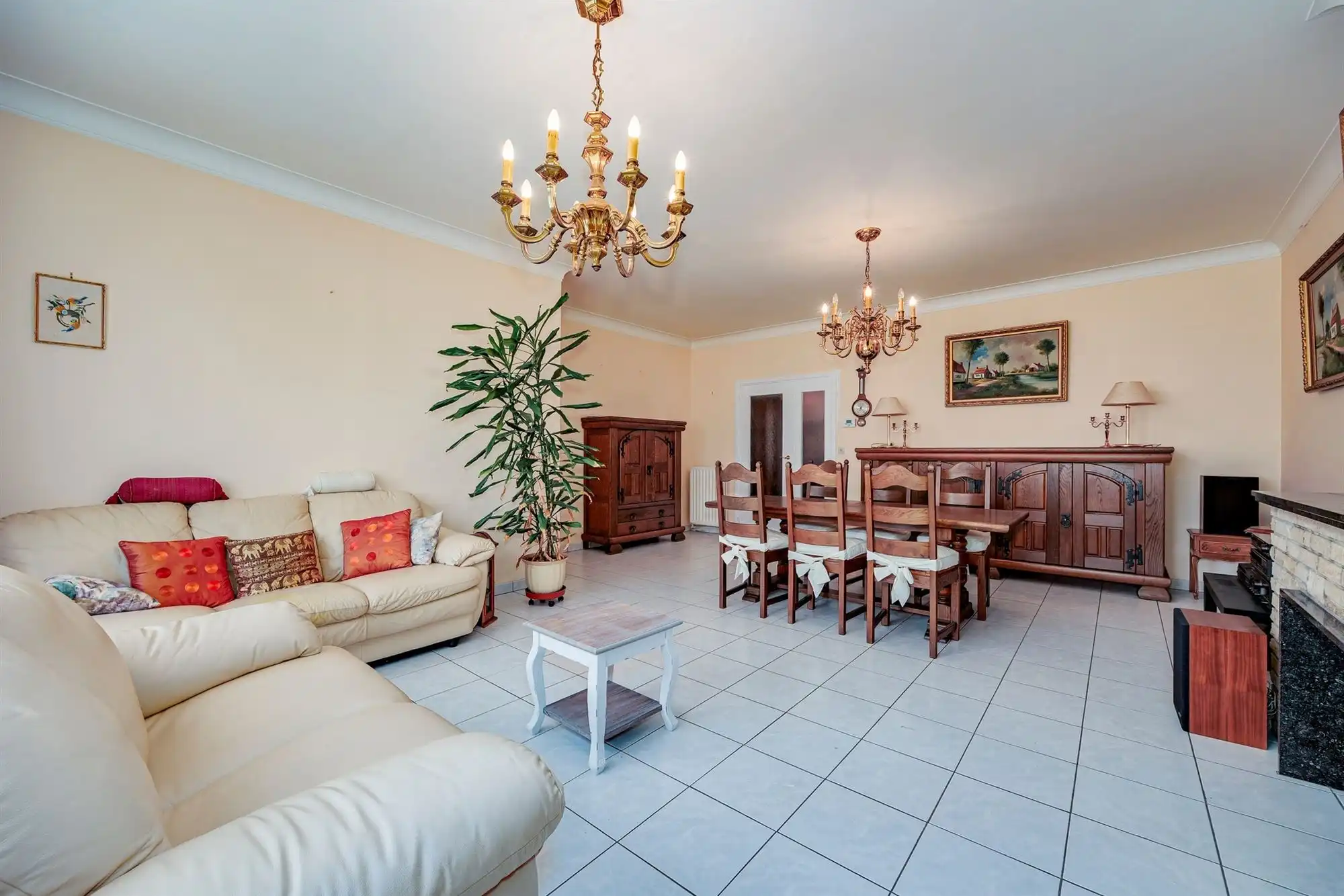 Appartement met 2 slaapkamers vlakbij centrum Wilrijk foto 2