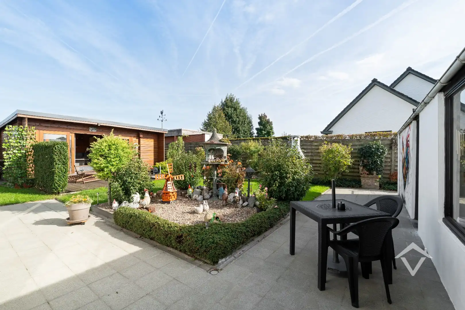 Karaktervolle woning met 4 slaapkamers, garage en tuin op gunstige ligging te Lichtervelde foto 16