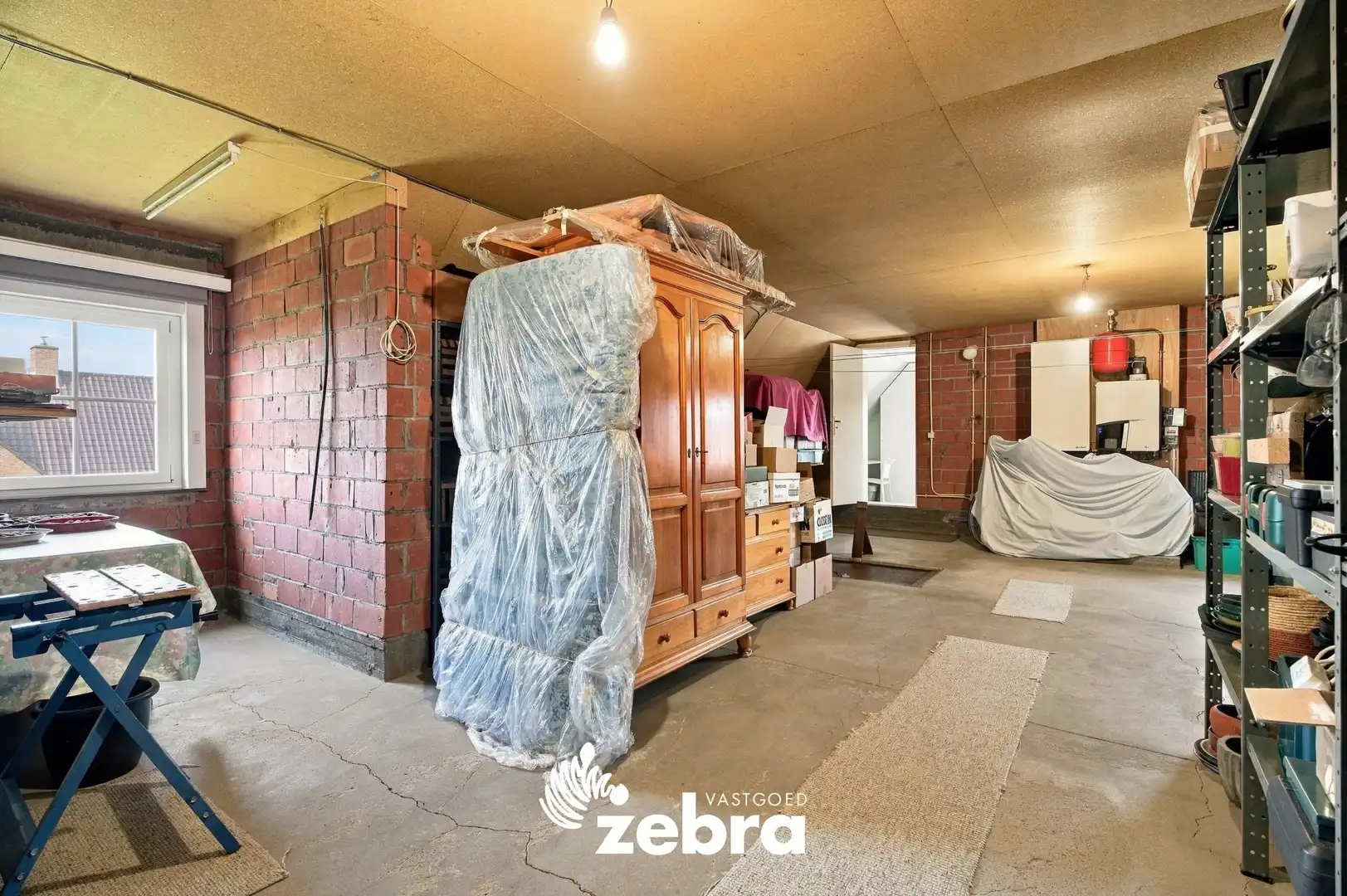 Instapklare open bebouwing met 4 slaapkamers, dubbele garage en prachtige tuin op een rustige ligging! foto 21