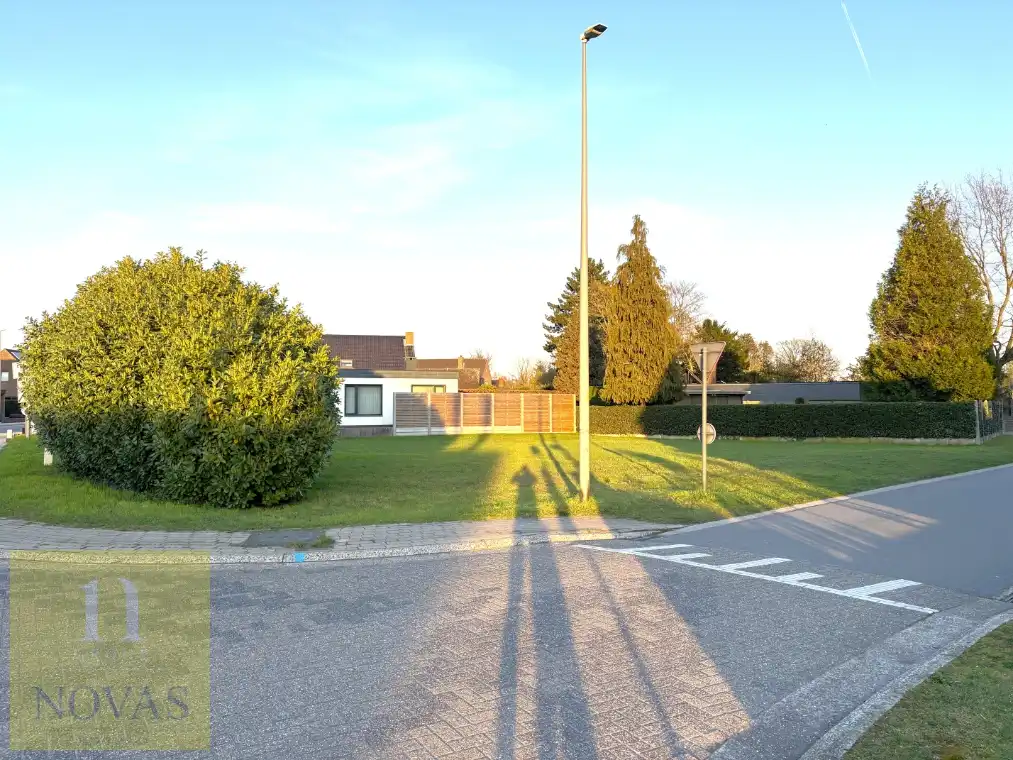 Mooie bouwgrond, dicht aan verbindingsweg en nabij centrum. foto 6