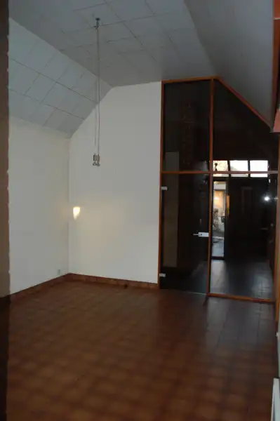 alleenstaande woning in het pittoreske Bekegem foto 6