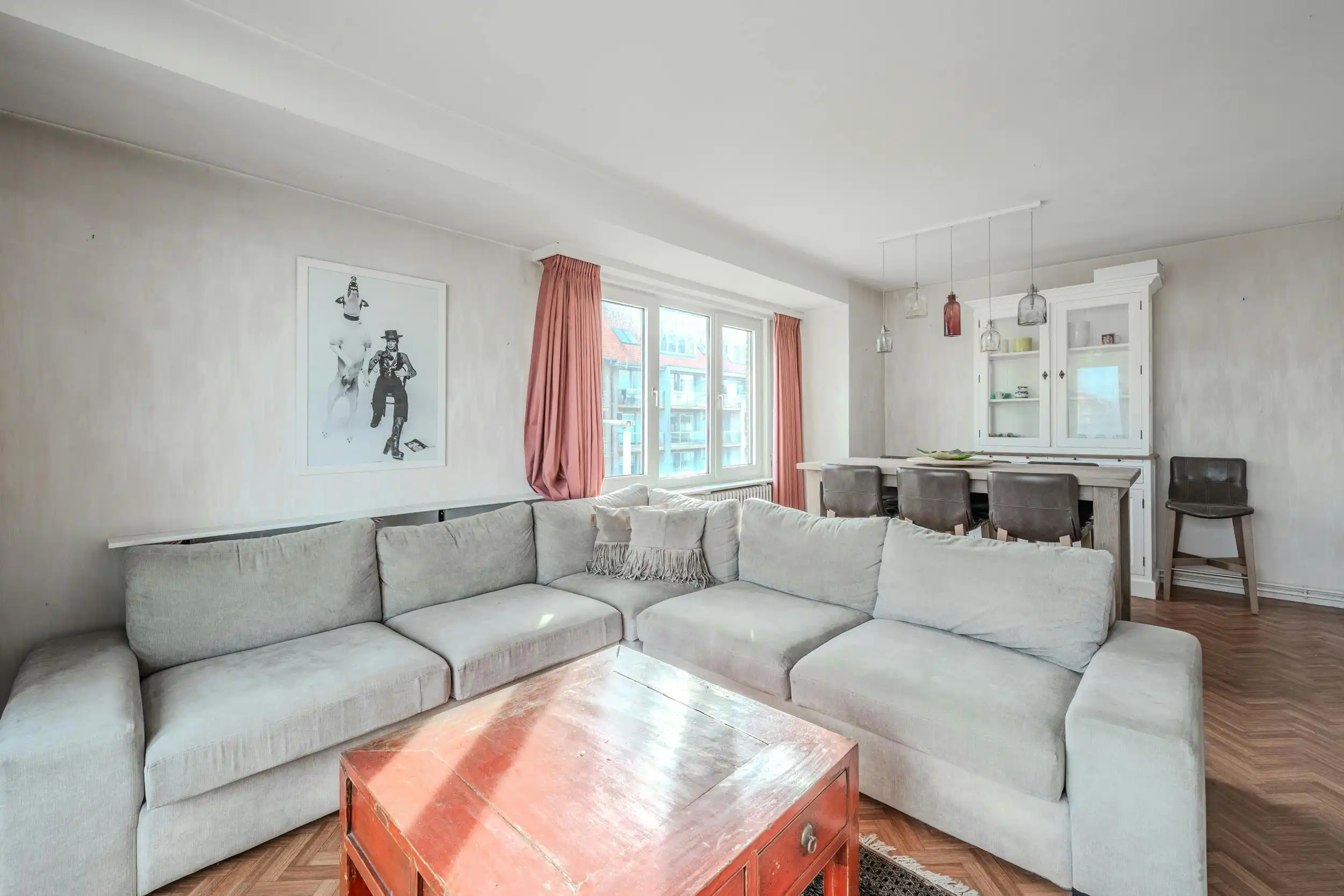 Appartement met 3 slaapkamers en zijdelings zeezicht. foto 12