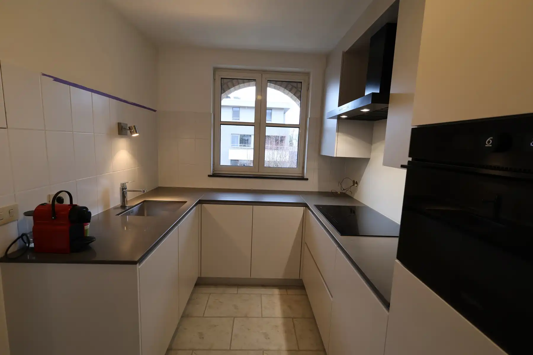 Een gerenoveerd appartement op de 2de verdieping van 102m² met 2 slaapkamers en terras. foto 5