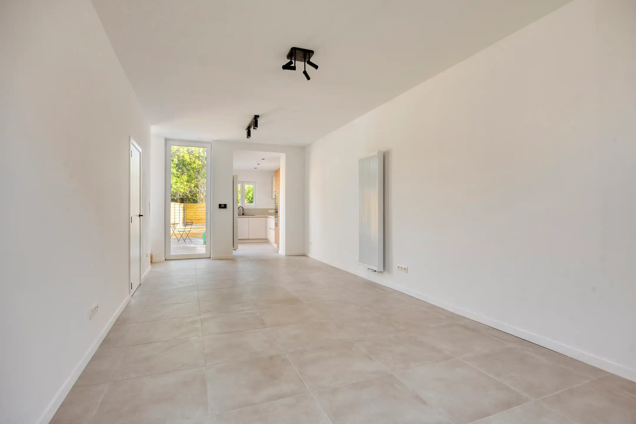 Uitstekend gelegen, energiezuinige woning met 3 slaapkamers foto 3