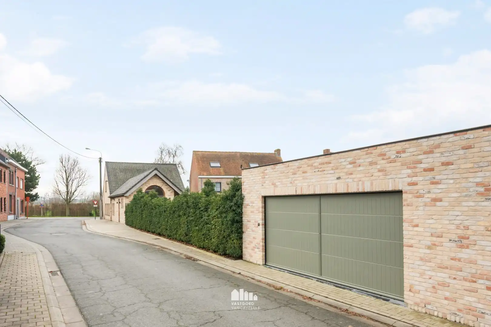 Instapklare, energiezuinige woning met tuin en dubbele garage in hartje Voormezele foto 28