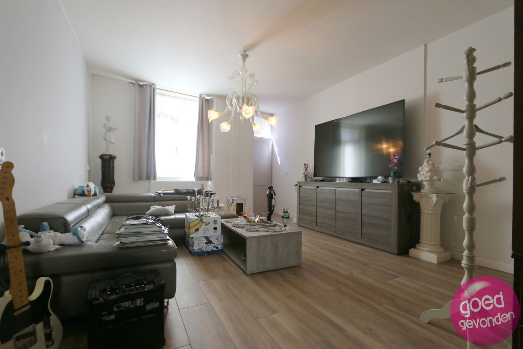 GERENOVEERDE WONING - 2 RUIME SLK - TUIN - TERRAS - CENTRUM foto 3