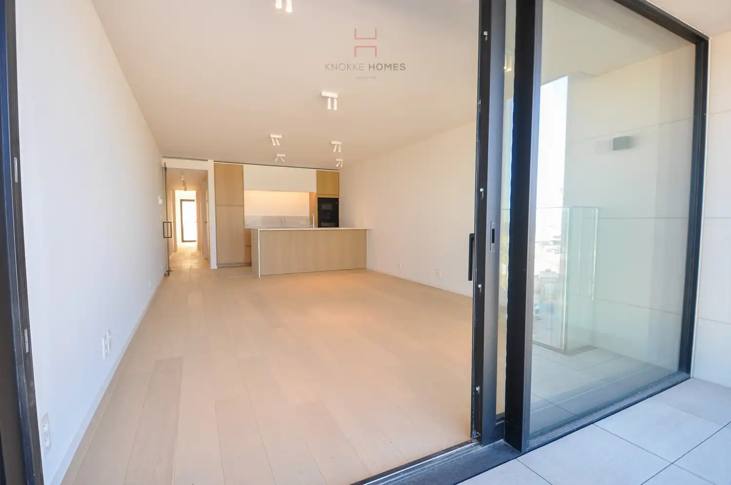 Exclusief nieuwbouwappartement met frontaal zeezicht – Albertstrand, Duinbergen foto 4