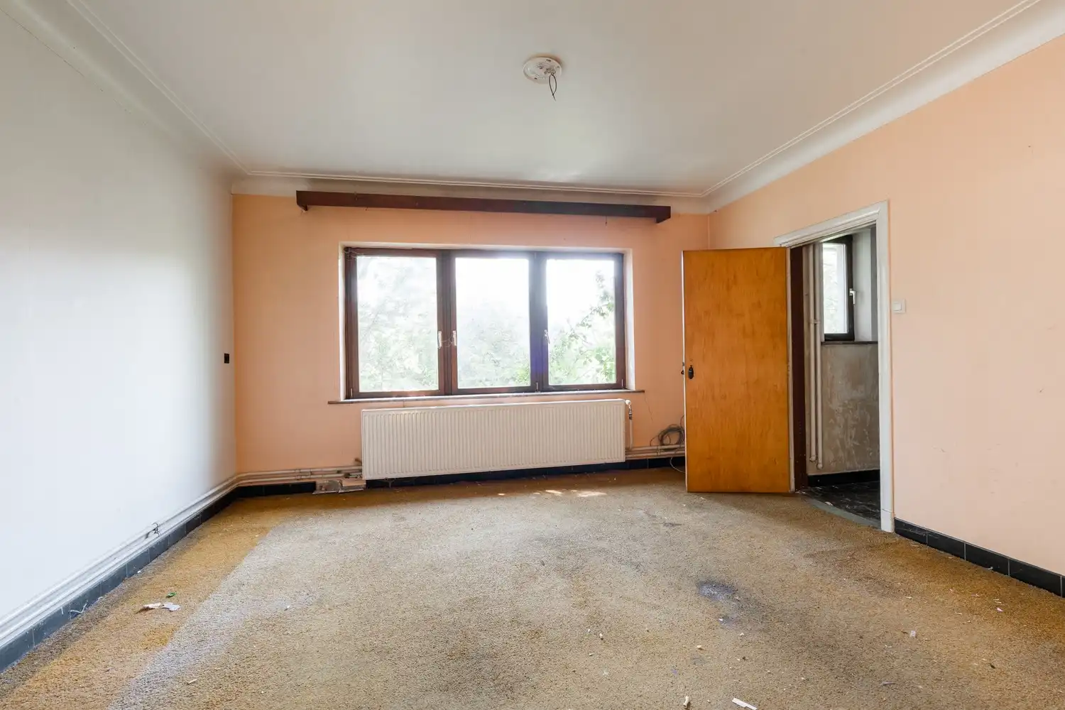Ruime multifunctionele woning met een toonzaal en een schitterend perceel van 1108 m²! foto 22