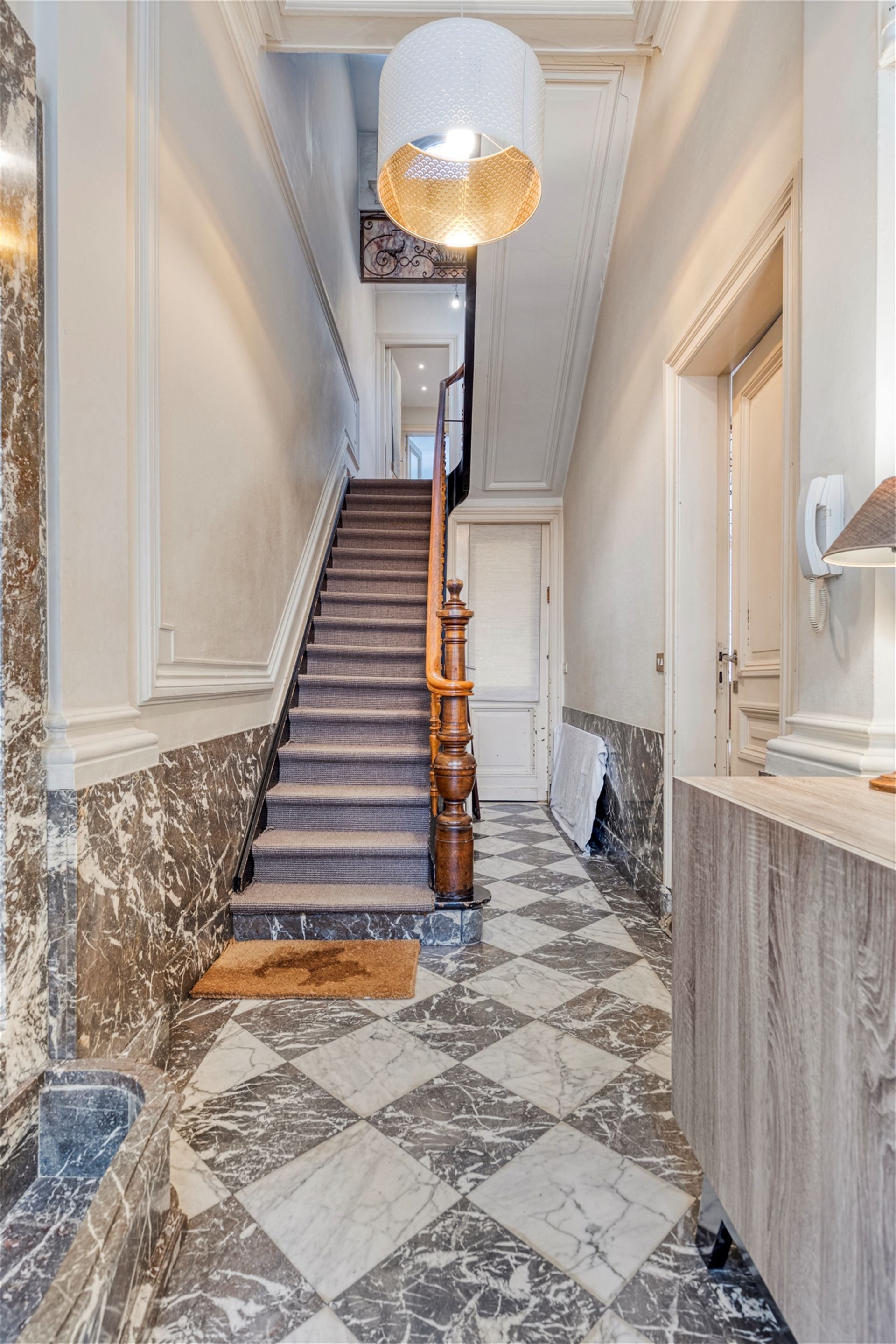 Karaktervol herenhuis met charme foto 3