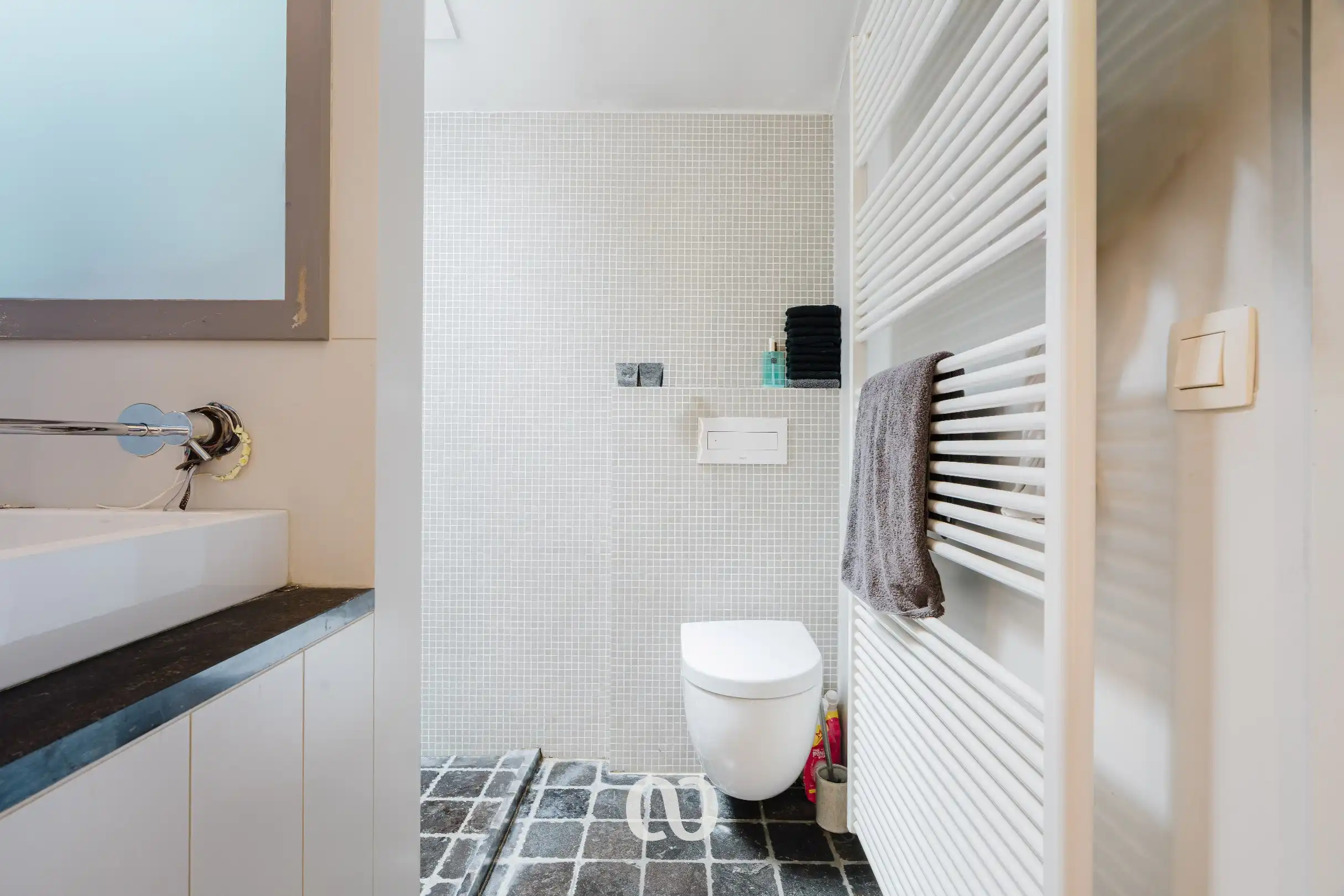 Instapklare woning met tuin en bijgebouw in het centrum van Kruishoutem foto 15