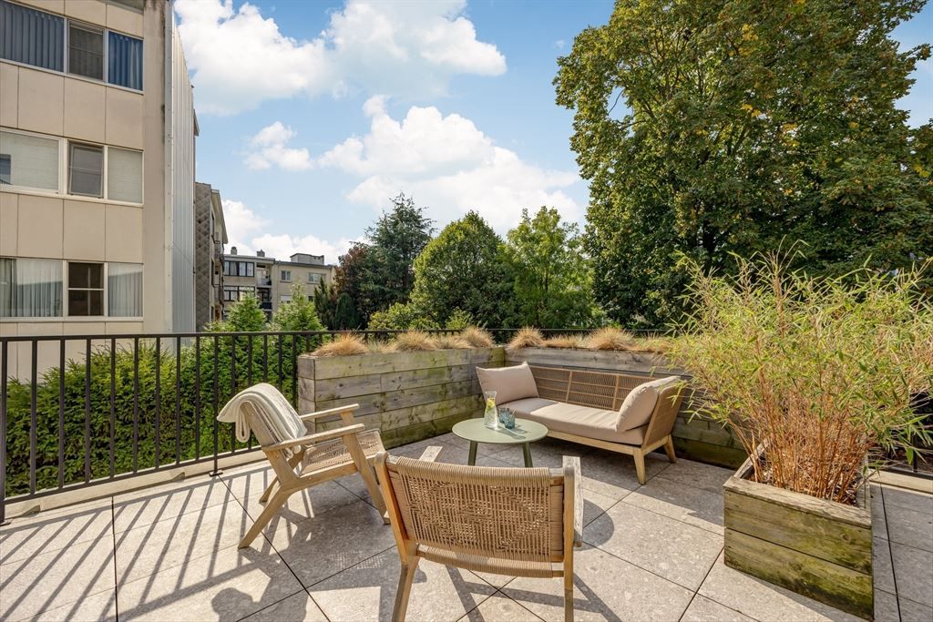 Luxueus appartement met 2 terrassen en autostaanplaats en ta foto 4