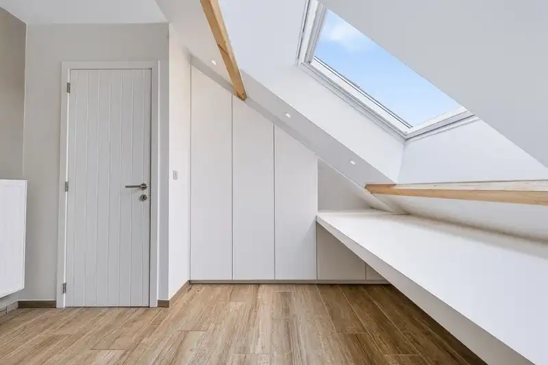 Karaktevolle eengezinswoning met garage en ruime tuin foto 37