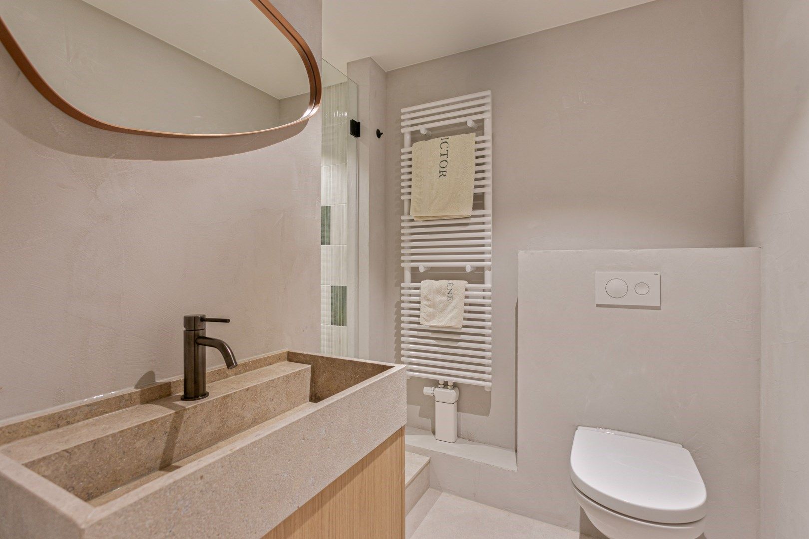 Volledig bemeubelde luxe studio in centrum Leuven - opp. 34m² - EPC 190 kWh/m² foto 12